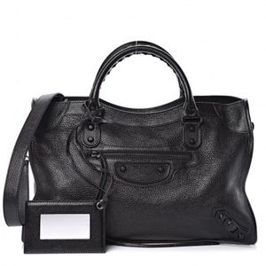 Shiny Grained Goatskin Black Metallic Edge City Black